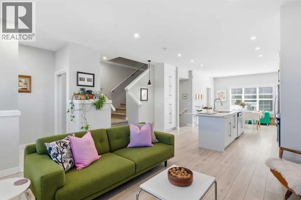 416 West Lakeview Drive