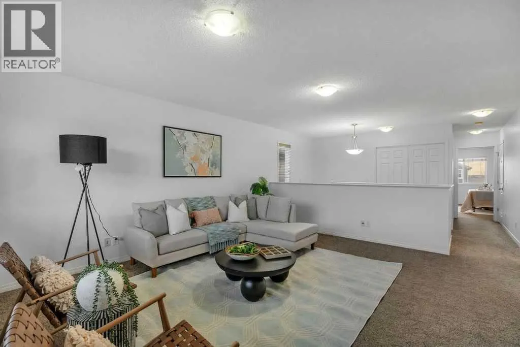 105 Saddlecrest Green NE