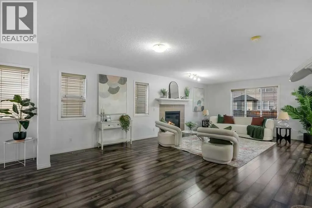 105 Saddlecrest Green NE