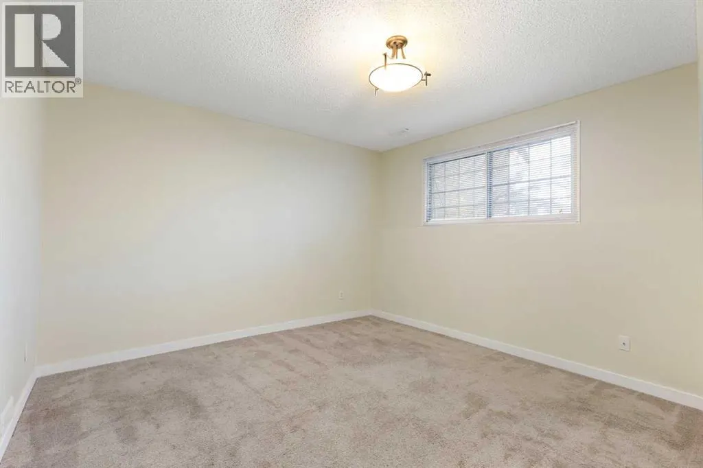 20 Dalhousie Crescent NW