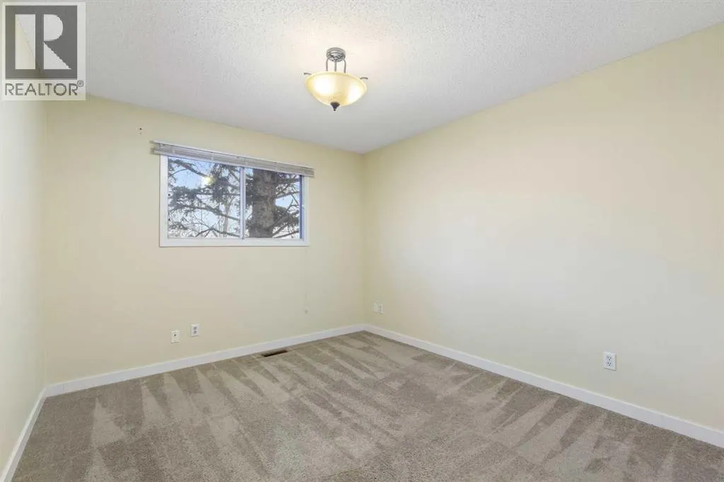 20 Dalhousie Crescent NW