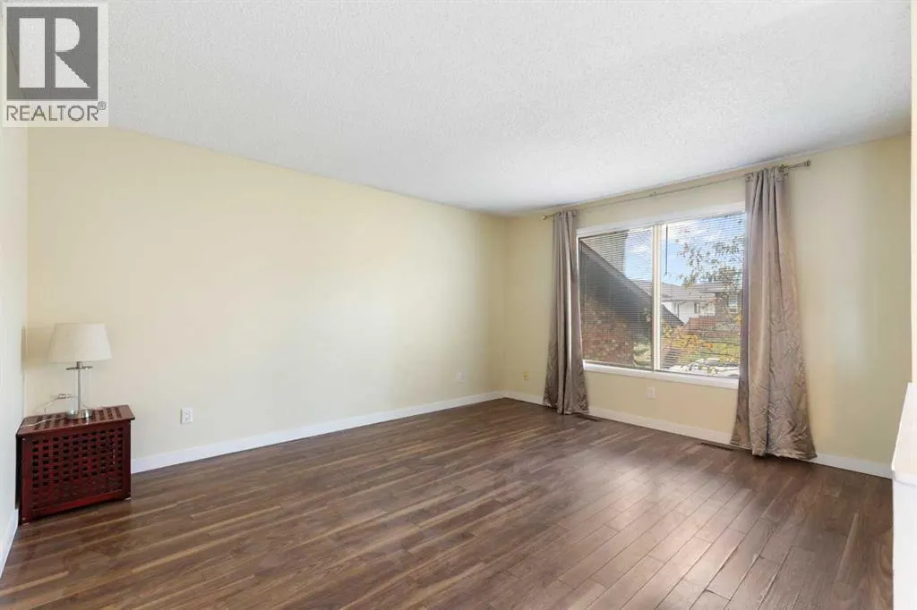20 Dalhousie Crescent NW