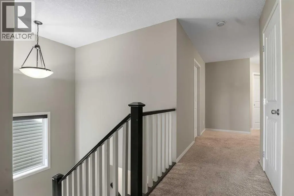 76 Auburn Glen Heights SE