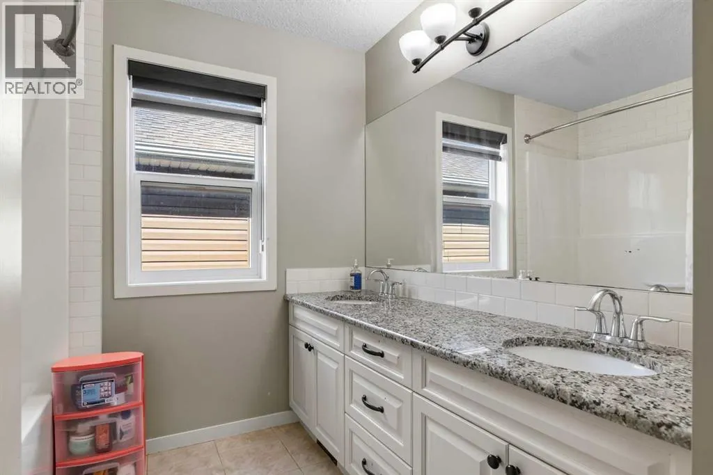 76 Auburn Glen Heights SE