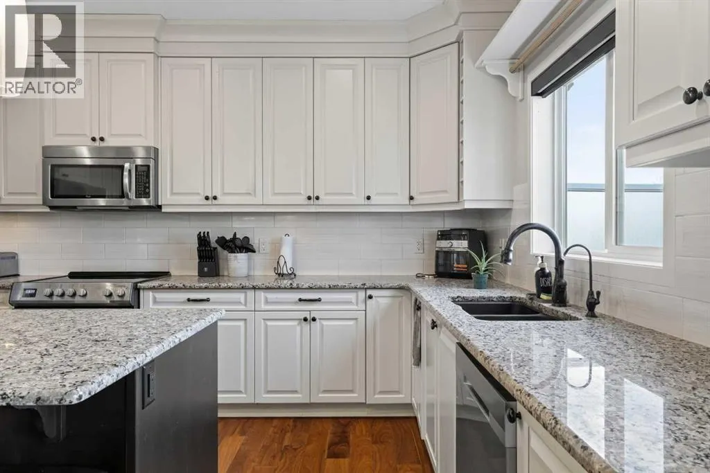 76 Auburn Glen Heights SE
