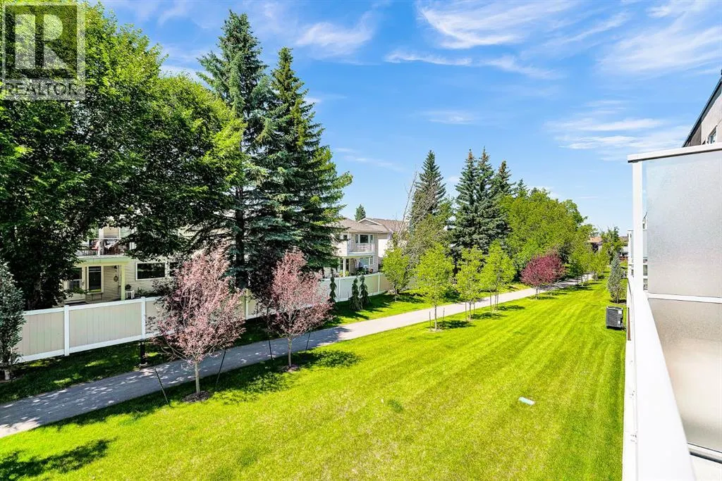 426 Shawnee Square SW