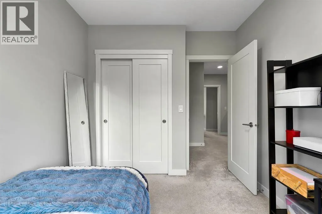 426 Shawnee Square SW