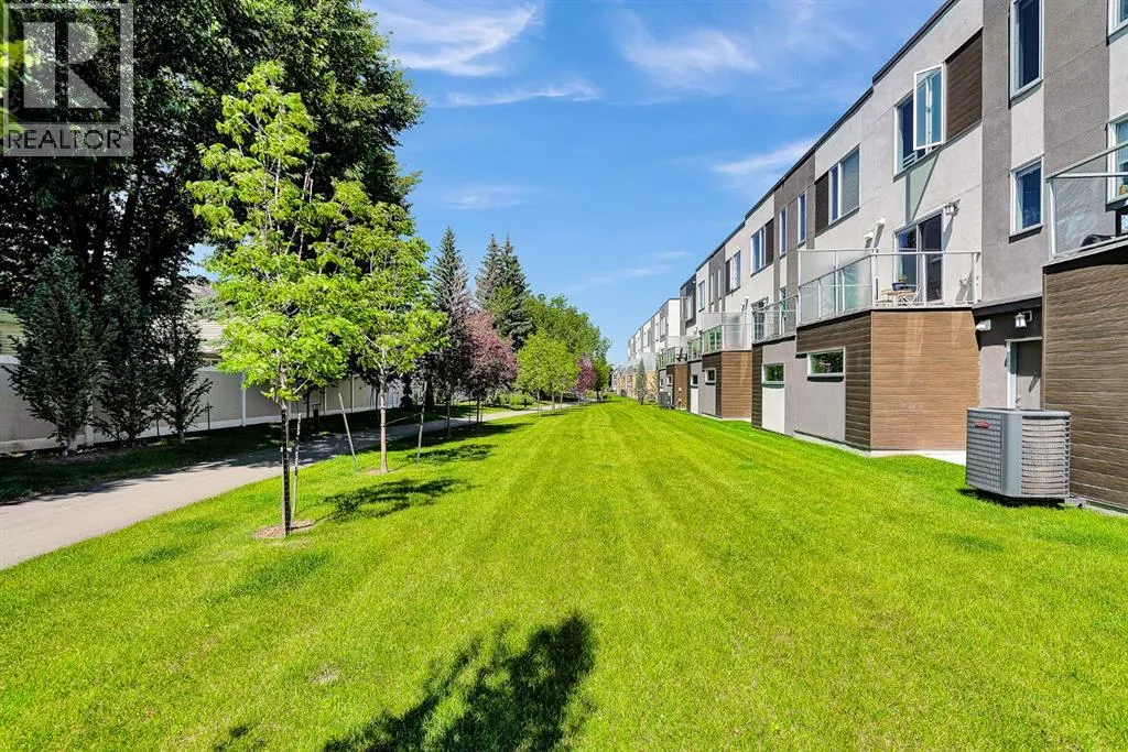 426 Shawnee Square SW