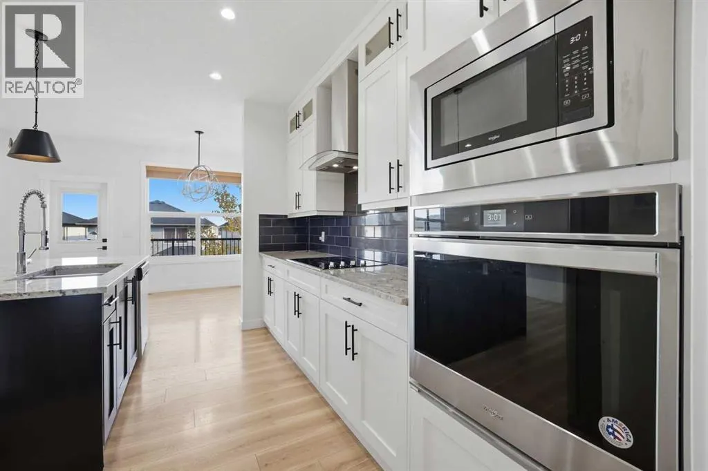 110 Baysprings Gardens SW