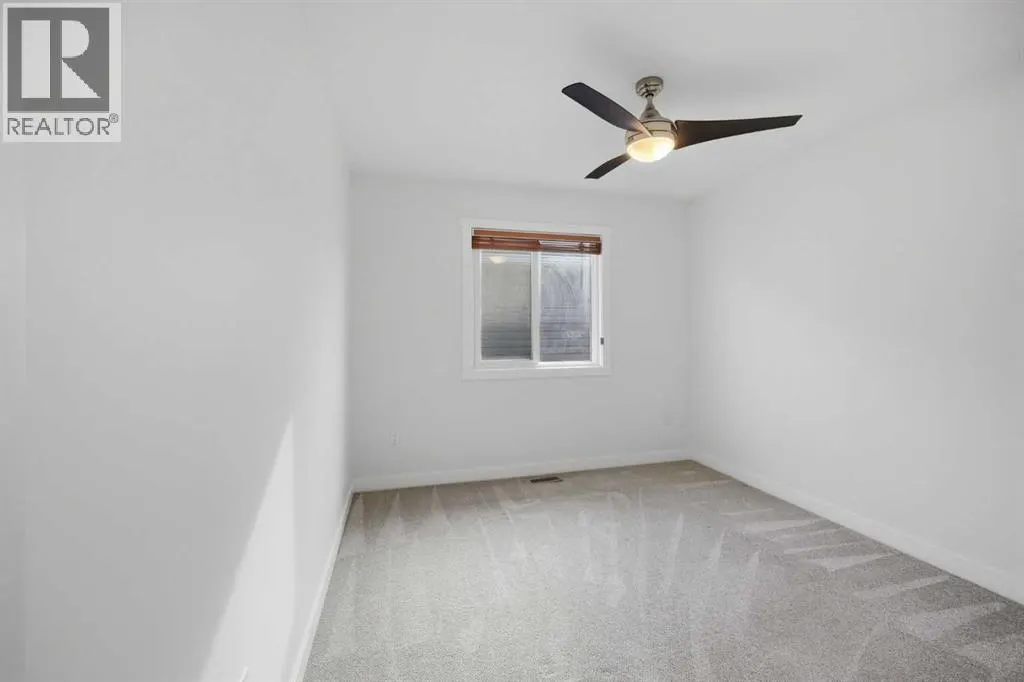 110 Baysprings Gardens SW
