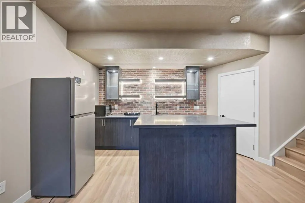 110 Baysprings Gardens SW