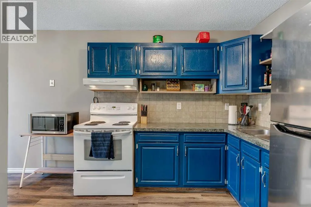 81, 203 Lynnview Road SE