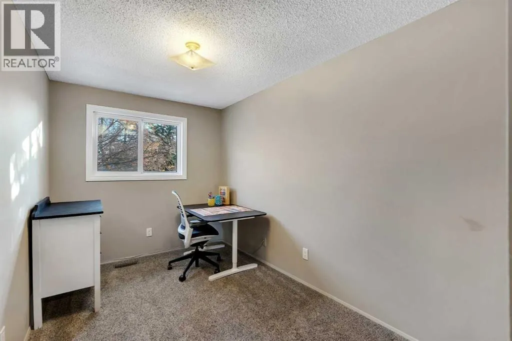 81, 203 Lynnview Road SE
