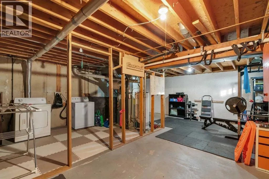 81, 203 Lynnview Road SE