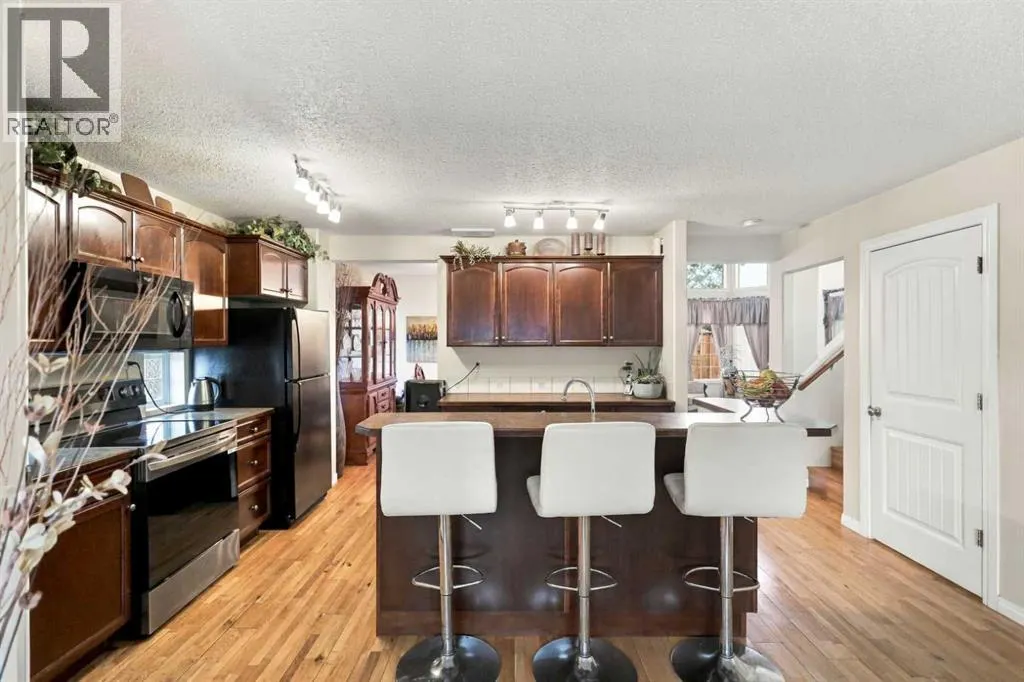 72 Oak Drive