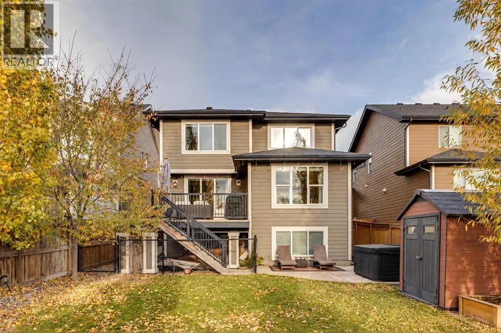 64 Cranbrook Crescent SE