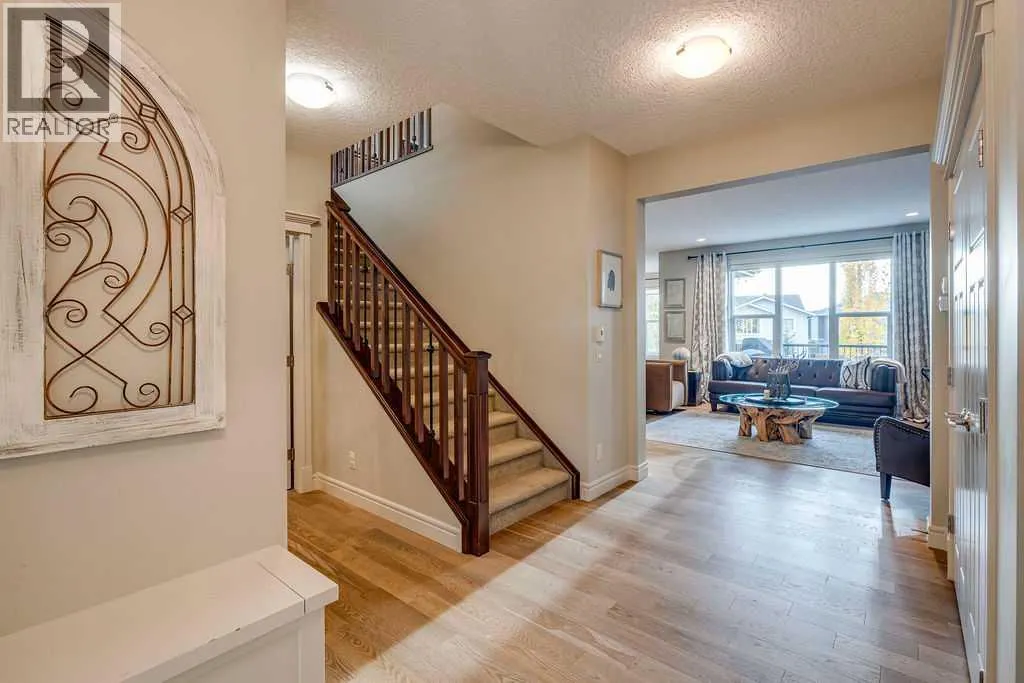 64 Cranbrook Crescent SE