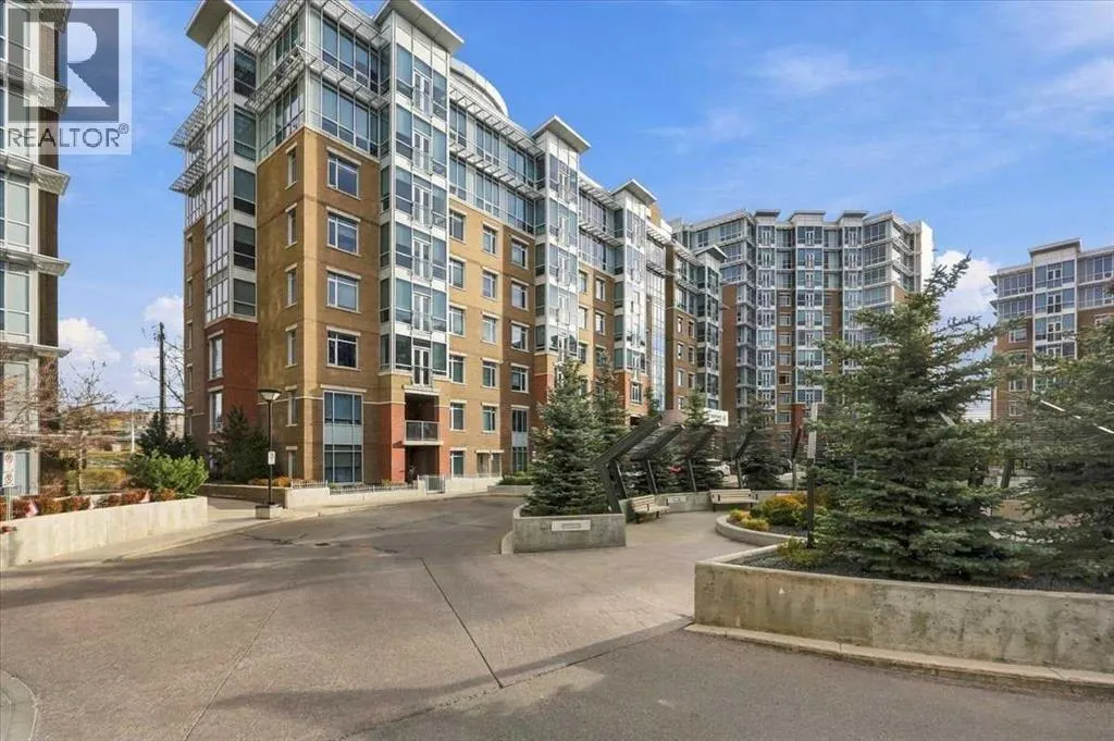 502, 24 Varsity Estates Circle NW