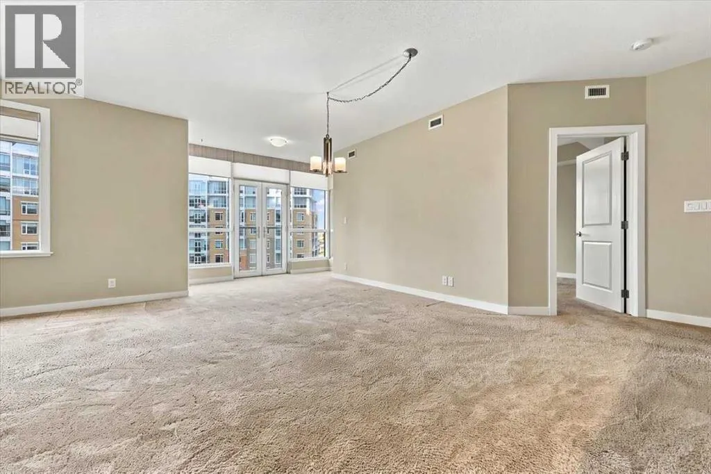 502, 24 Varsity Estates Circle NW