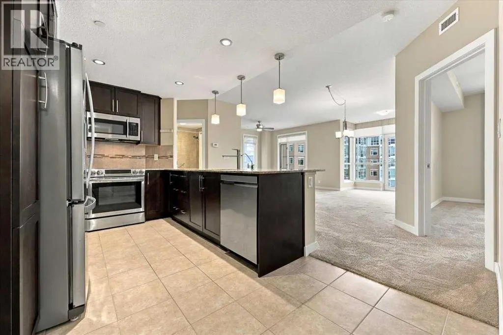 502, 24 Varsity Estates Circle NW
