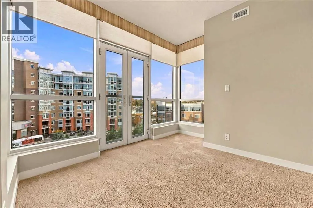 502, 24 Varsity Estates Circle NW