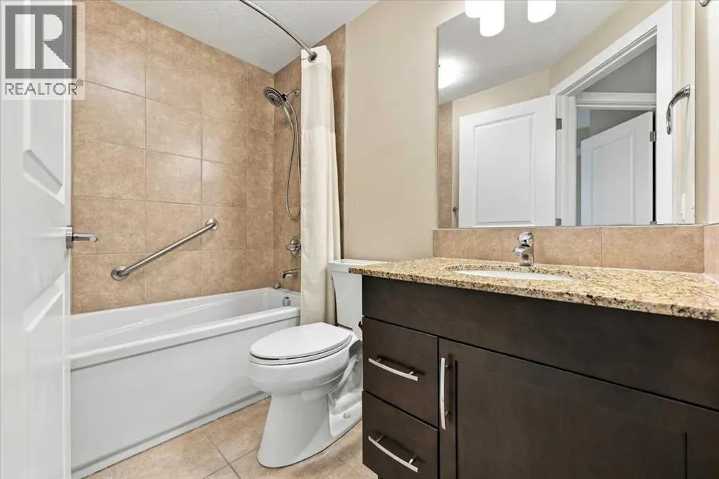 502, 24 Varsity Estates Circle NW