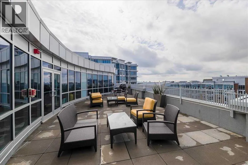 502, 24 Varsity Estates Circle NW
