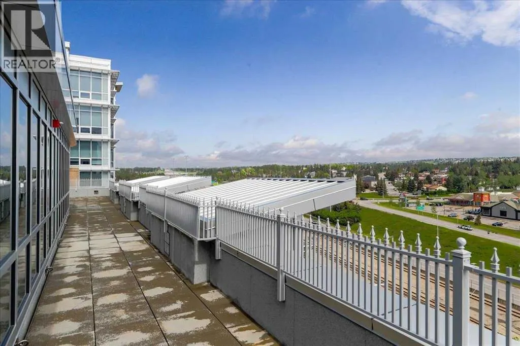 502, 24 Varsity Estates Circle NW