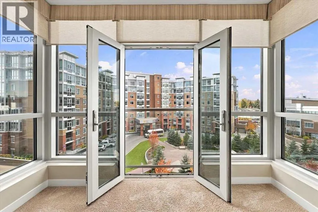 502, 24 Varsity Estates Circle NW
