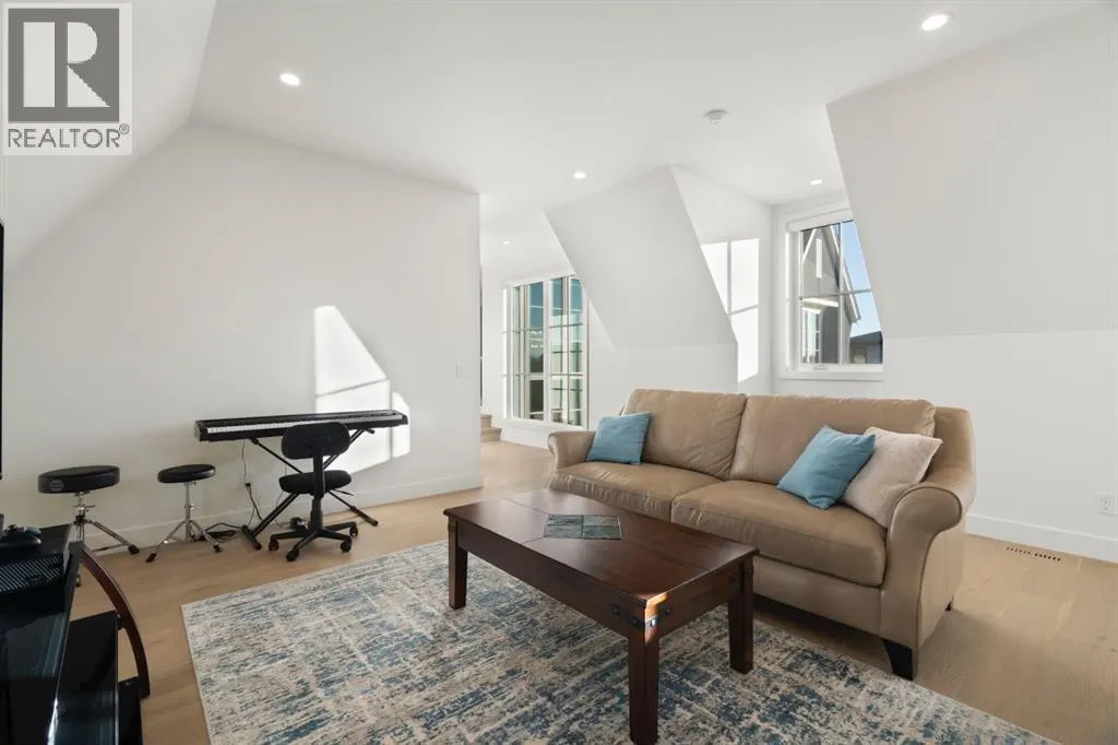 10 Damkar Drive