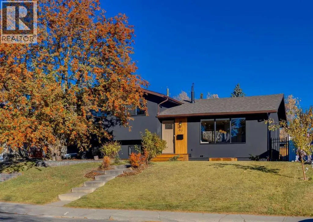 67 Alderwood Close SE