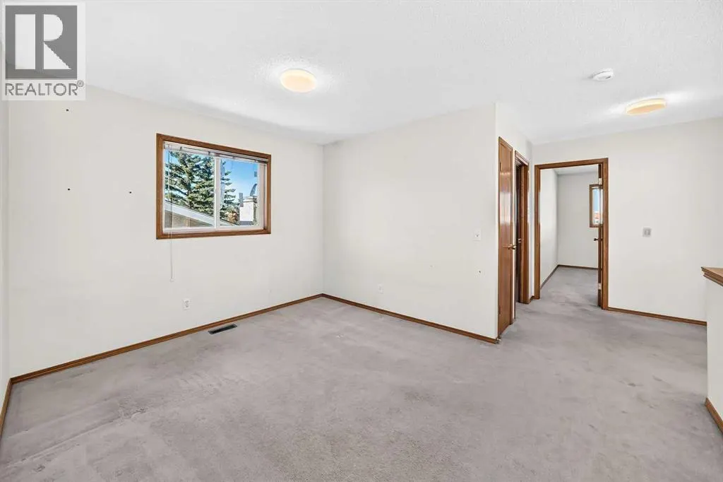 66 Harvest Oak Crescent NE