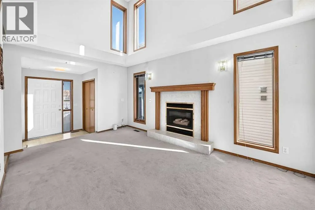 66 Harvest Oak Crescent NE
