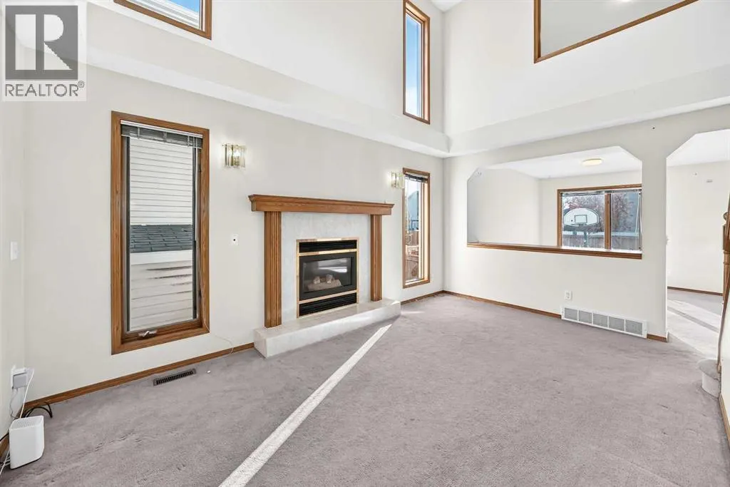 66 Harvest Oak Crescent NE
