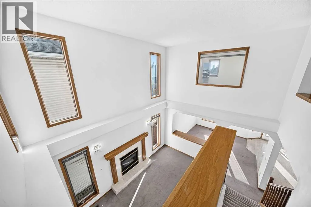 66 Harvest Oak Crescent NE