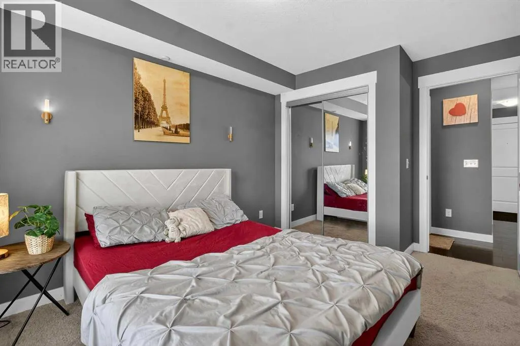 4403, 302 Skyview Ranch Drive NE