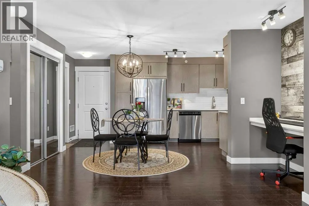 4403, 302 Skyview Ranch Drive NE
