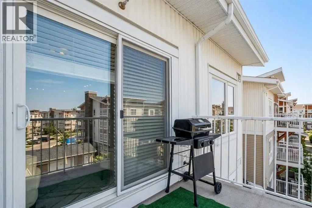4403, 302 Skyview Ranch Drive NE
