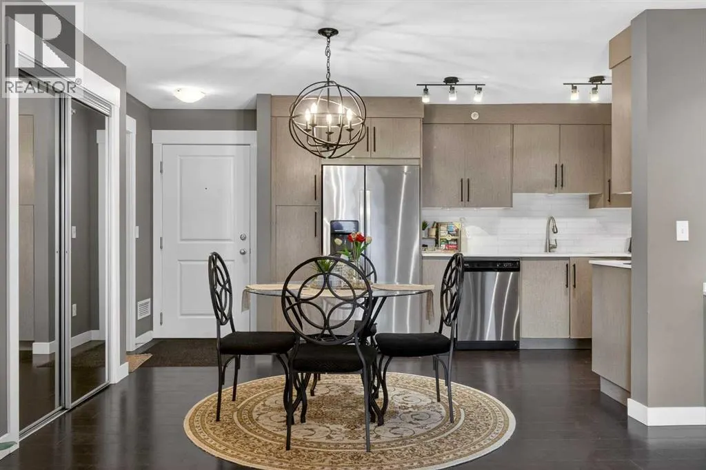 4403, 302 Skyview Ranch Drive NE