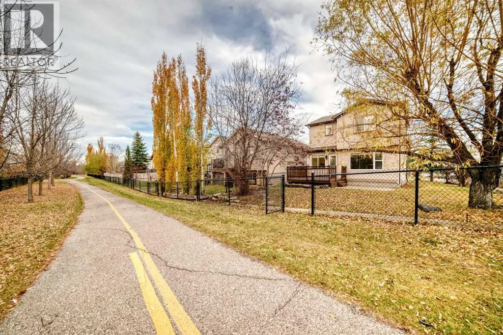 140 Everstone Way SW