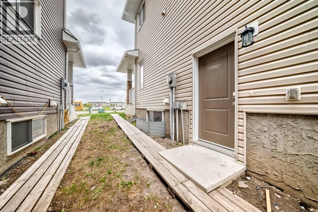 101 Redstone Drive NE