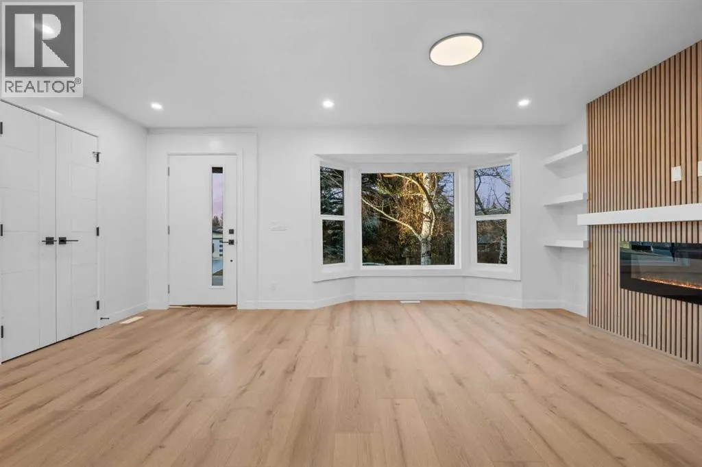 423 Queen Anne Way SE