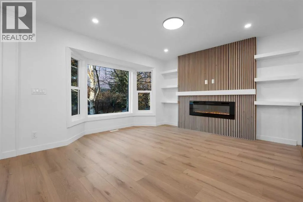 423 Queen Anne Way SE
