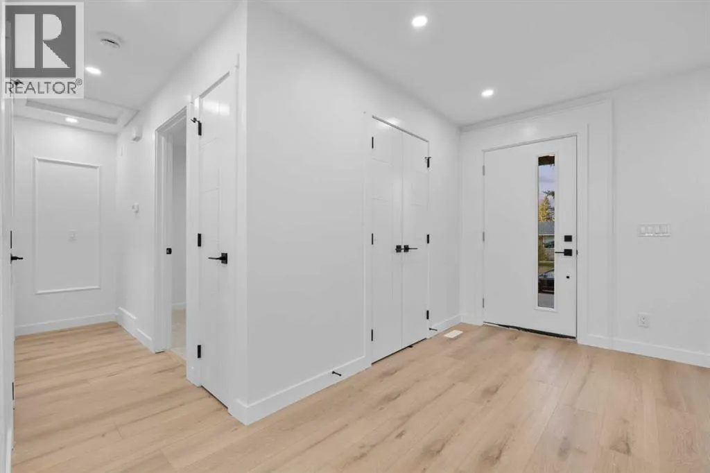 423 Queen Anne Way SE