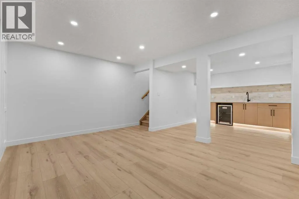 423 Queen Anne Way SE