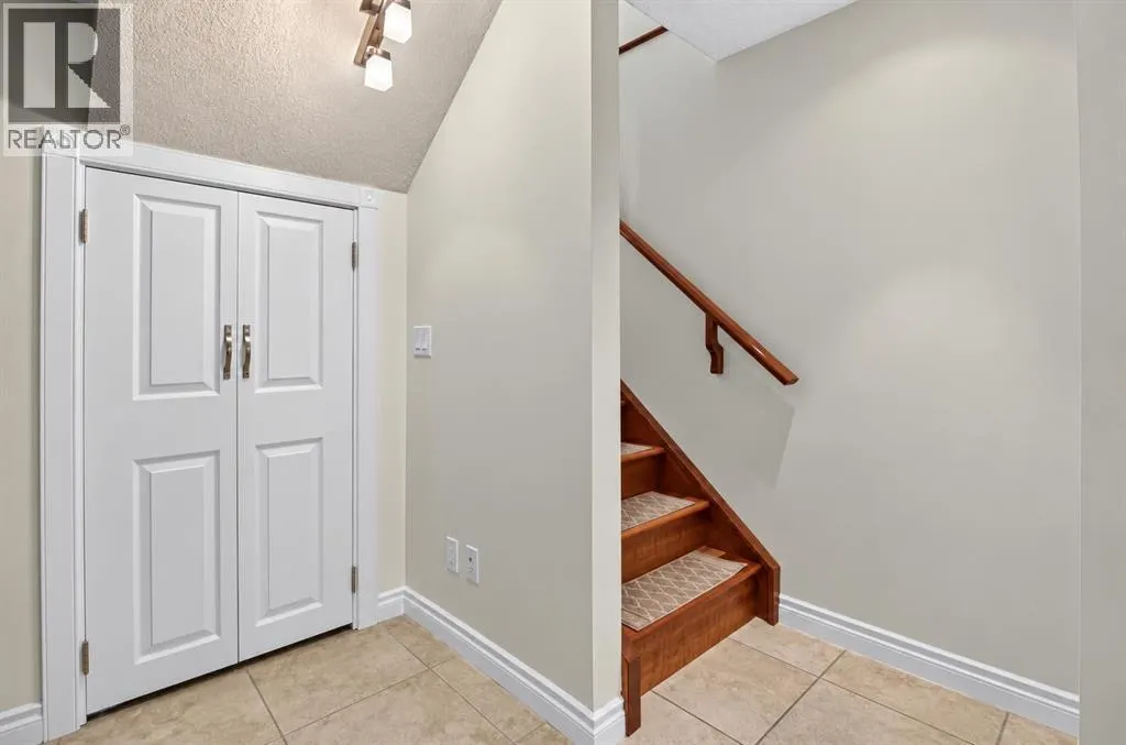 20 Erin Croft Place SE