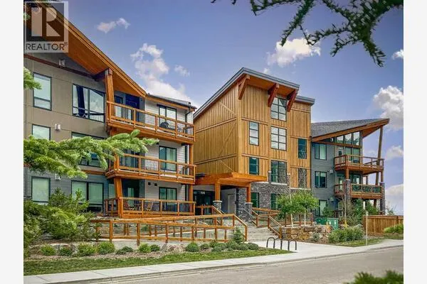 306, 106 Stewart Creek Rise