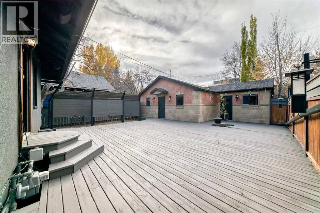 3035 4 Street SW