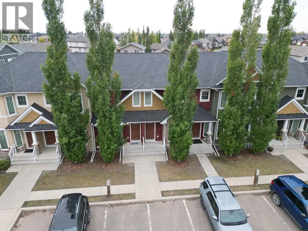 1404, 30 Carleton Avenue
