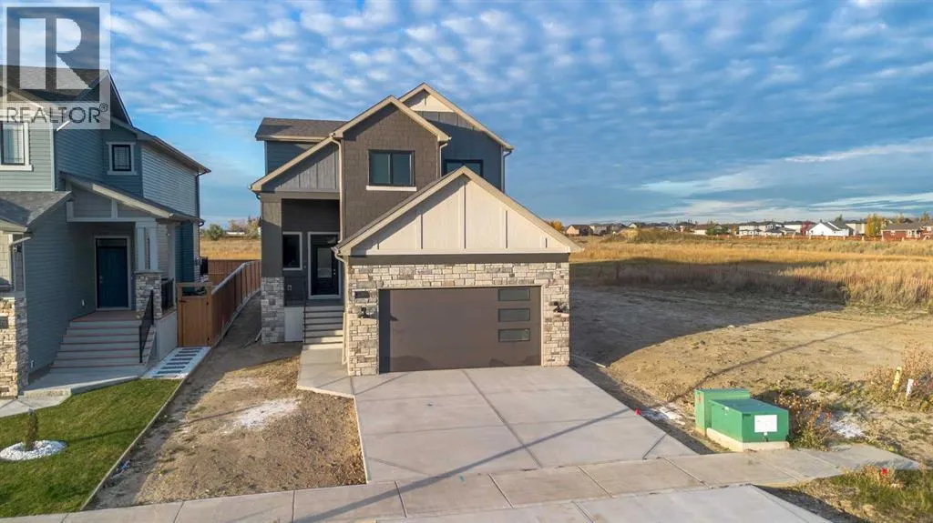 382 Canyon Meadows Road W